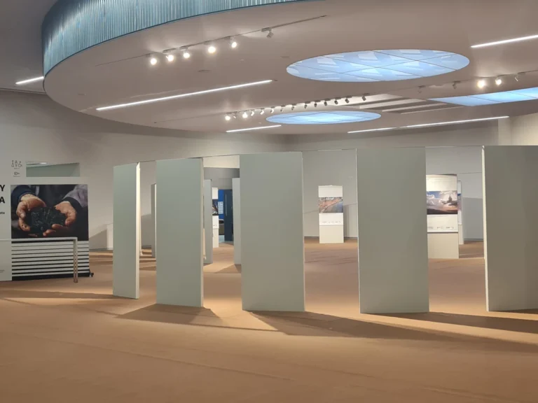 Concurso para la adecuación del vestíbulo de La Térmica Cultural (Ponferrada) - Studio Vanesa Casas