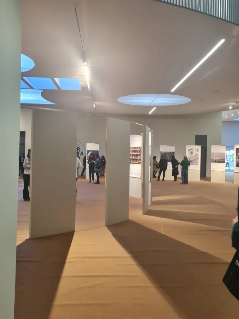 Concurso para la adecuación del vestíbulo de La Térmica Cultural (Ponferrada) - Studio Vanesa Casas